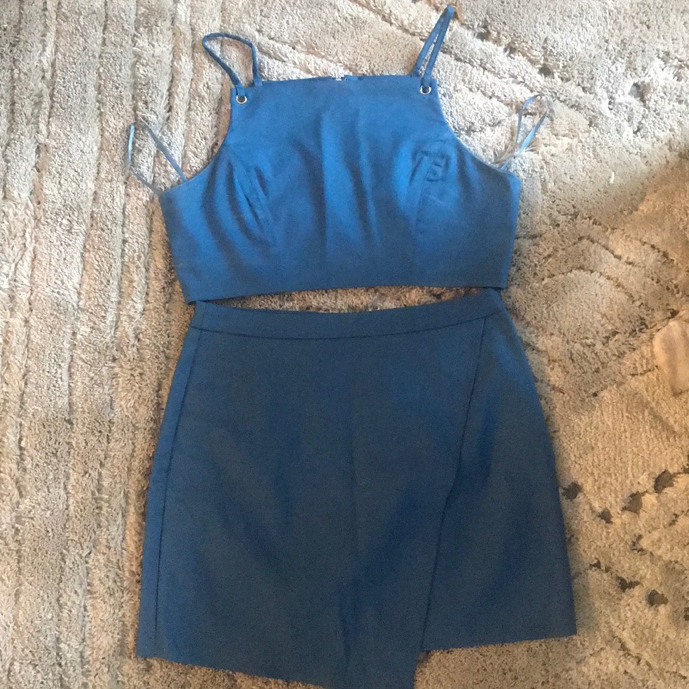 Two piece By The Way